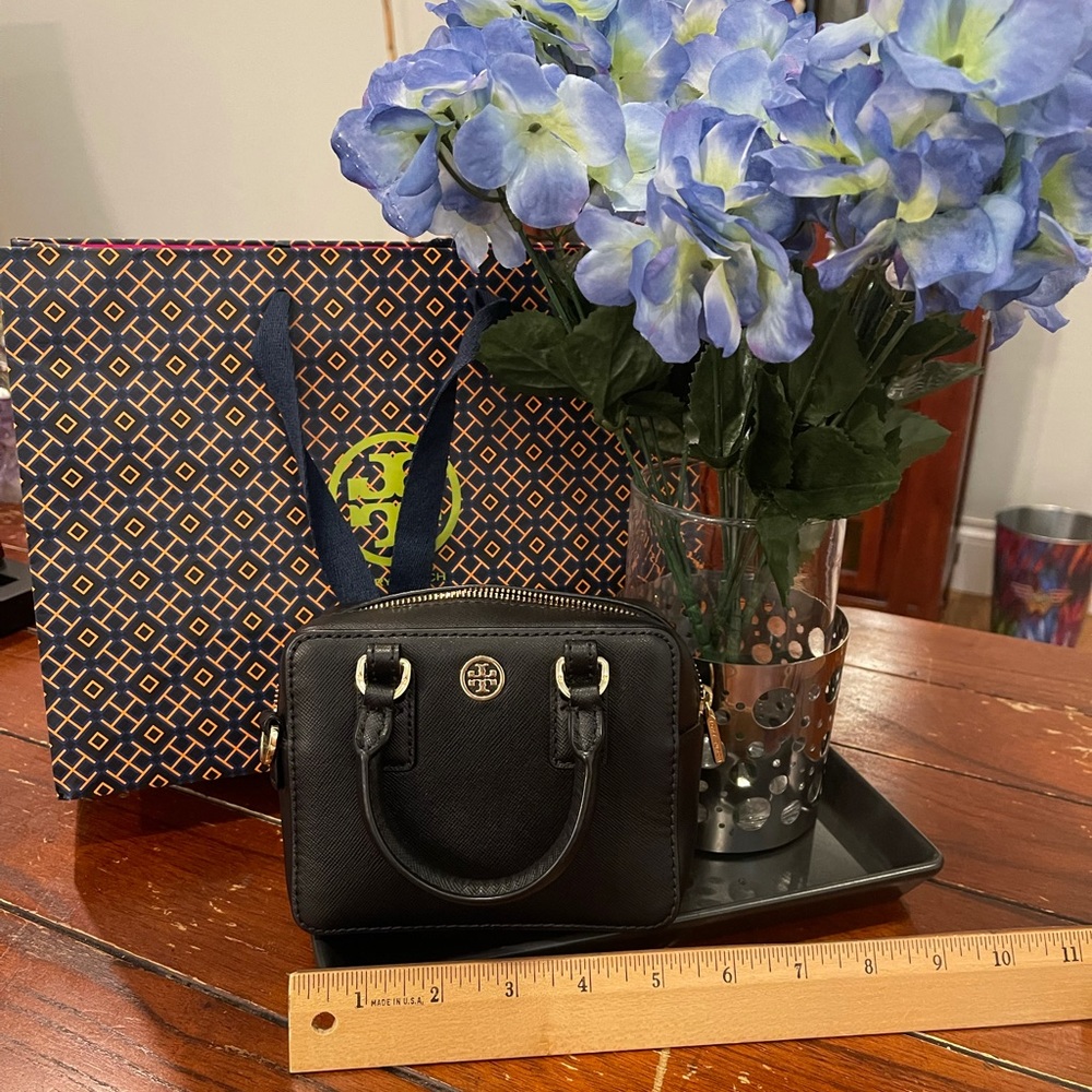 Tory Burch Robinson Micro Satchel Crossbody (NWOT)